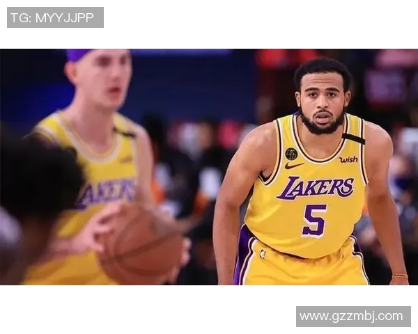 首秀表现惊艳NBA新星反篮小王子10投斩获20分2板2助1断1帽