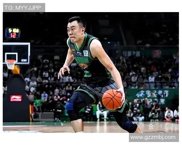 杨鸣对韩德君有所保留 下场会安排少量出场时间 杨鸣对韩德君有所保留 下场会安排少量出场时间